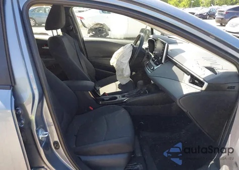 2021 Toyota Corolla Le z USA, uszkodzony, nr VIN JTDEPMAE7MJ144664